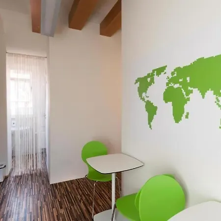 Hostel Cube For 2 Ljubljana