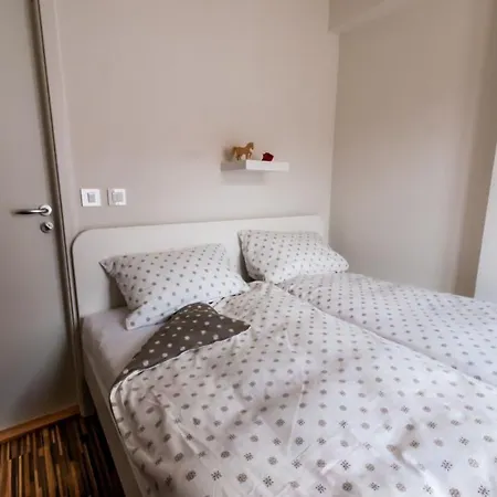 Hostel Cube For 2 Lublaň