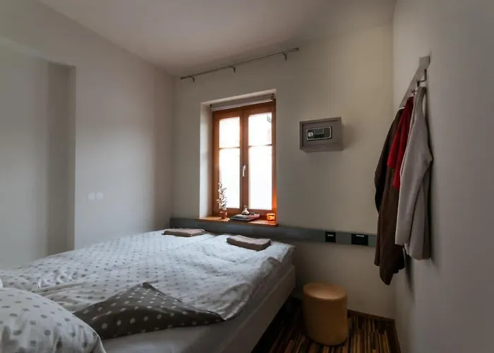 큐브 센트럴 룸스 포 2