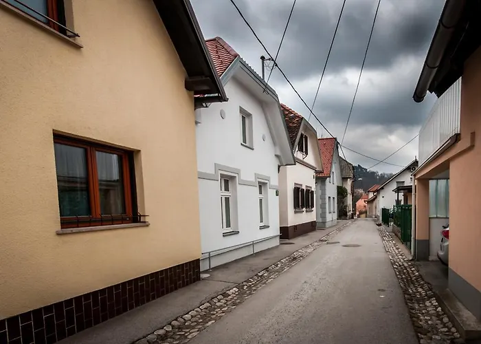 Hostel Cube For 2 Lublana