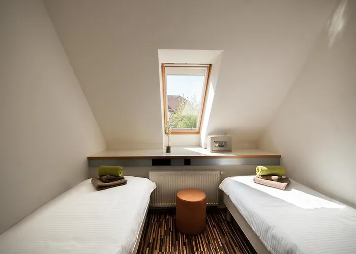 큐브 센트럴 룸스 포 2